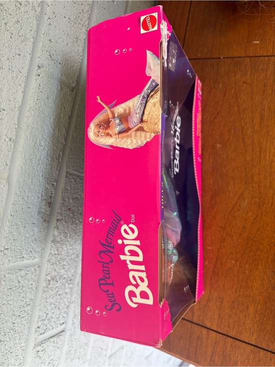 Mattel Barbie Sea Pearl Mermaid - Iridescent Teal & Hot Pink Accents